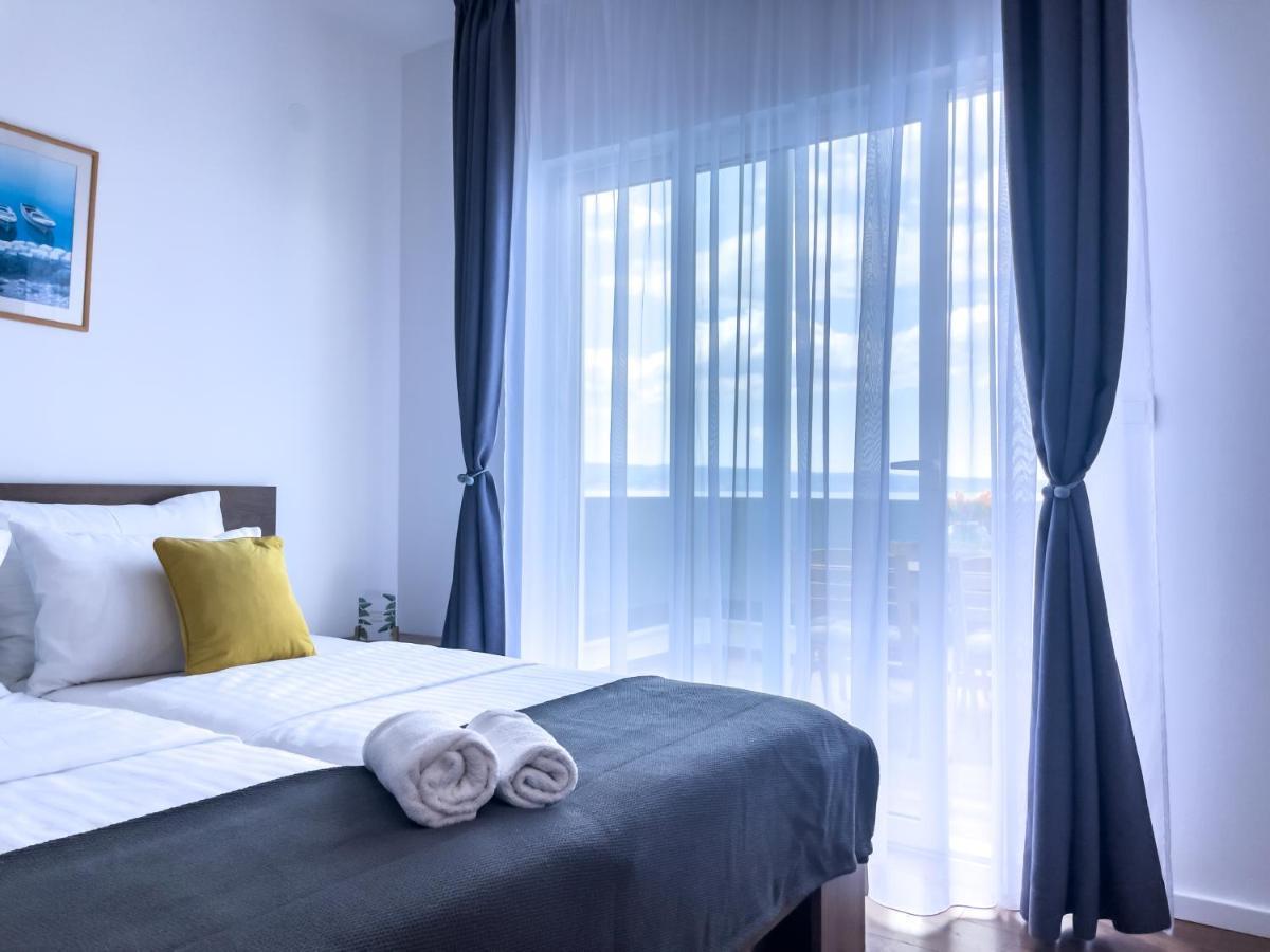 Apartments Goro Podstrana Luaran gambar